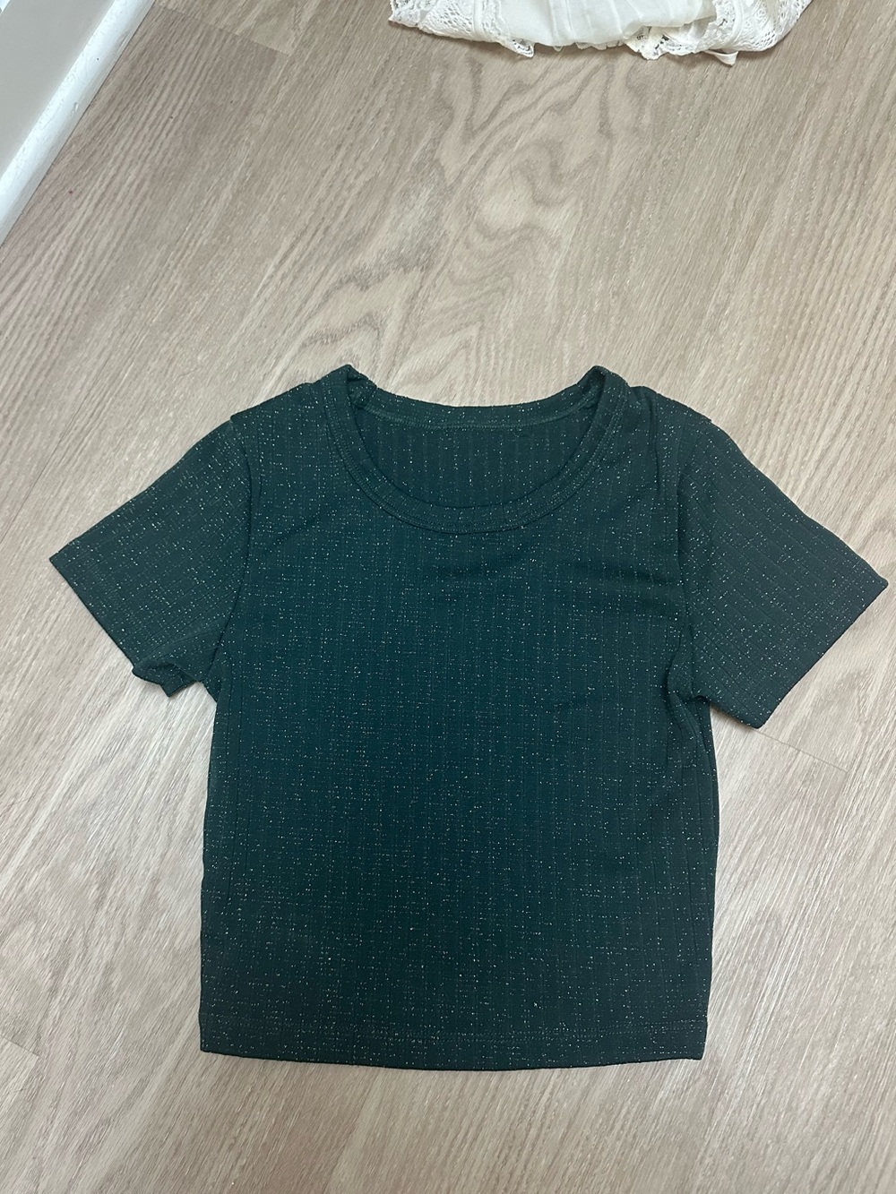 Skatie Short Sleeve Ribbed Tee in Dark Green with Metallic Fleck